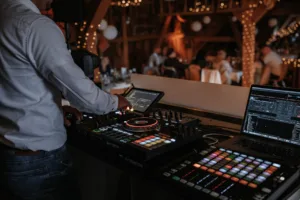 DJ Hörnle in Hummels Viehweidstrauße 2024